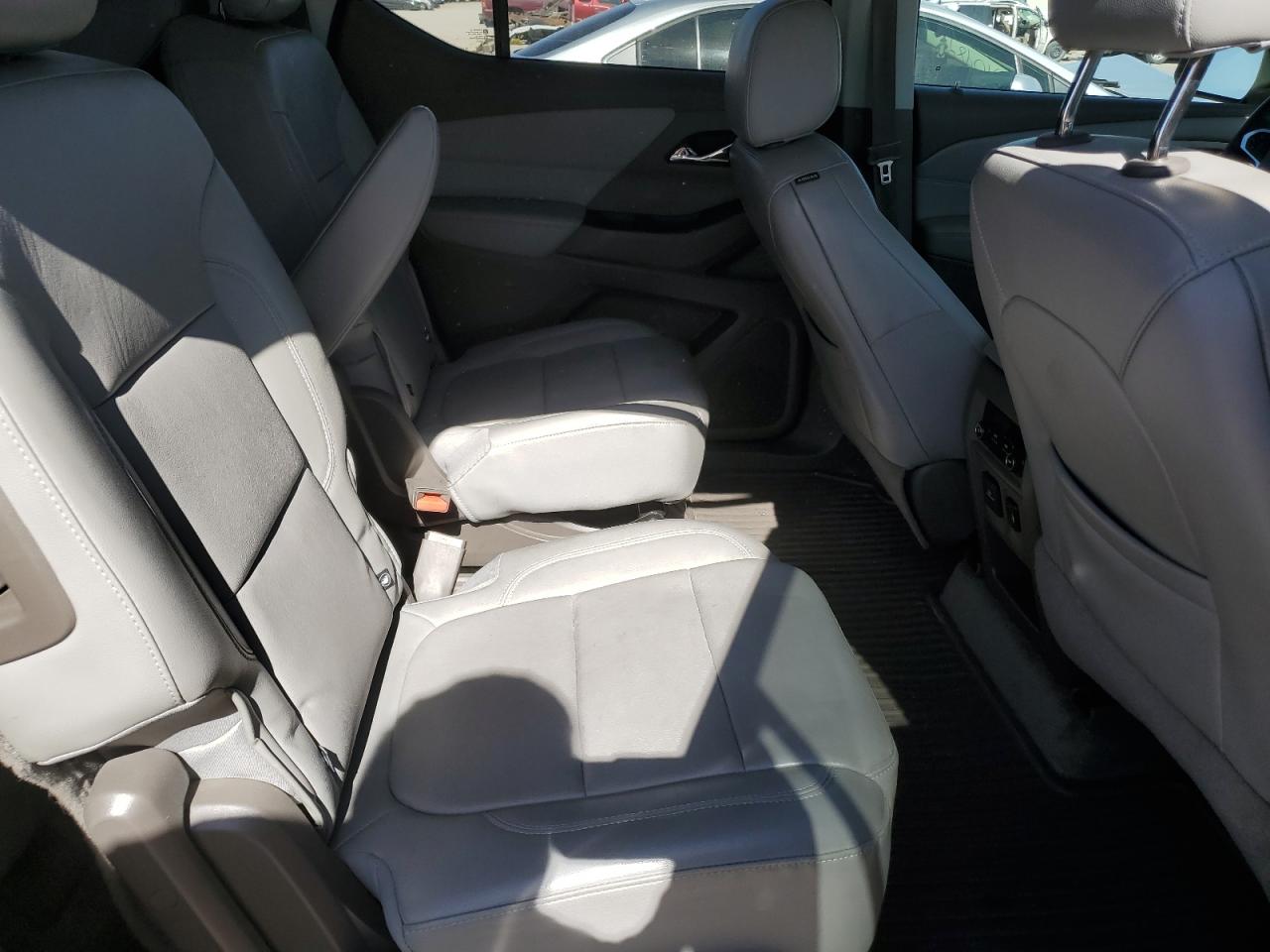 2018 Chevrolet Traverse Lt VIN: 1GNERHKW0JJ176772 Lot: 57174665