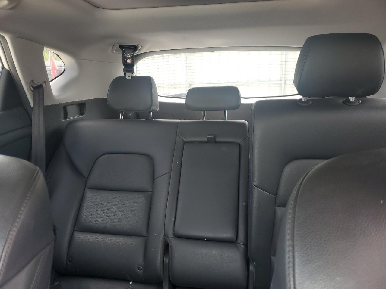2018 Hyundai Tucson Value VIN: KM8J3CA25JU622743 Lot: 56660645
