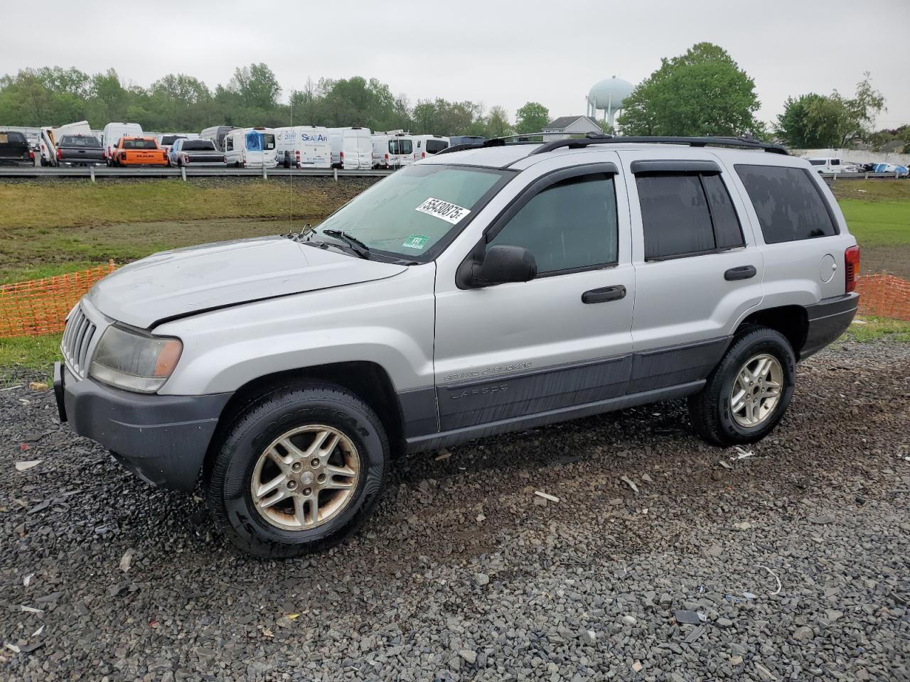 2004 Jeep Grand Cherokee Laredo for Sale in Hillsborough, NJ - Front End
