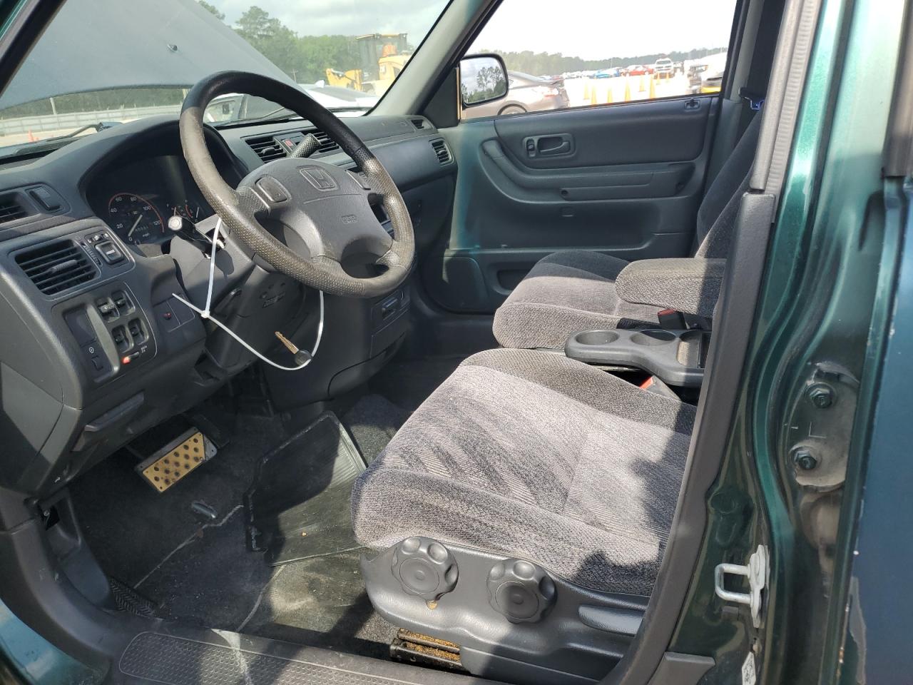 1999 Honda Cr-V Lx VIN: JHLRD2843XC010564 Lot: 57365595