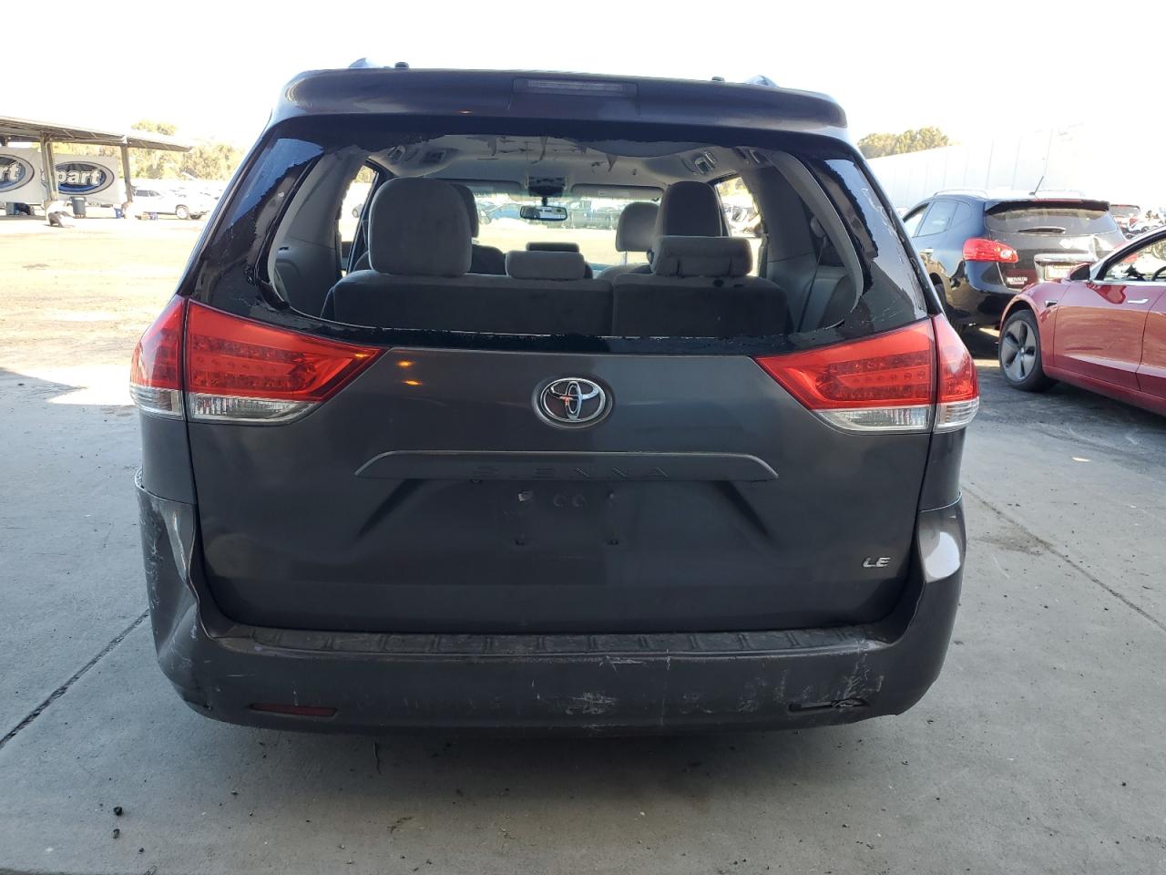 2013 Toyota Sienna Le VIN: 5TDKK3DC0DS404489 Lot: 56990105