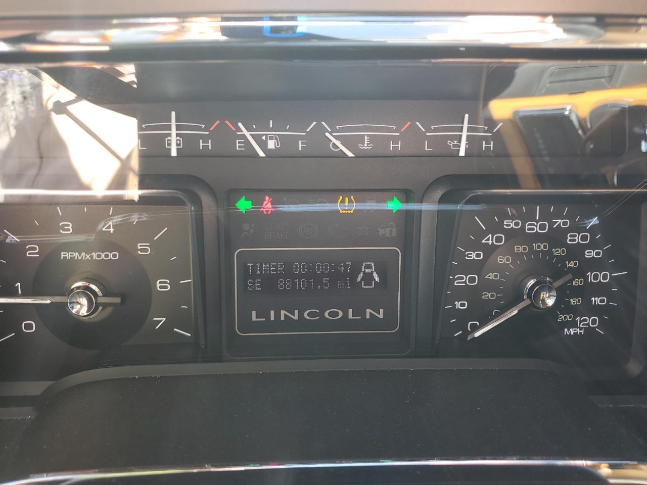 2011 Lincoln Navigator VIN: 5LMJJ2J55BEJ06353 Lot: 56279955