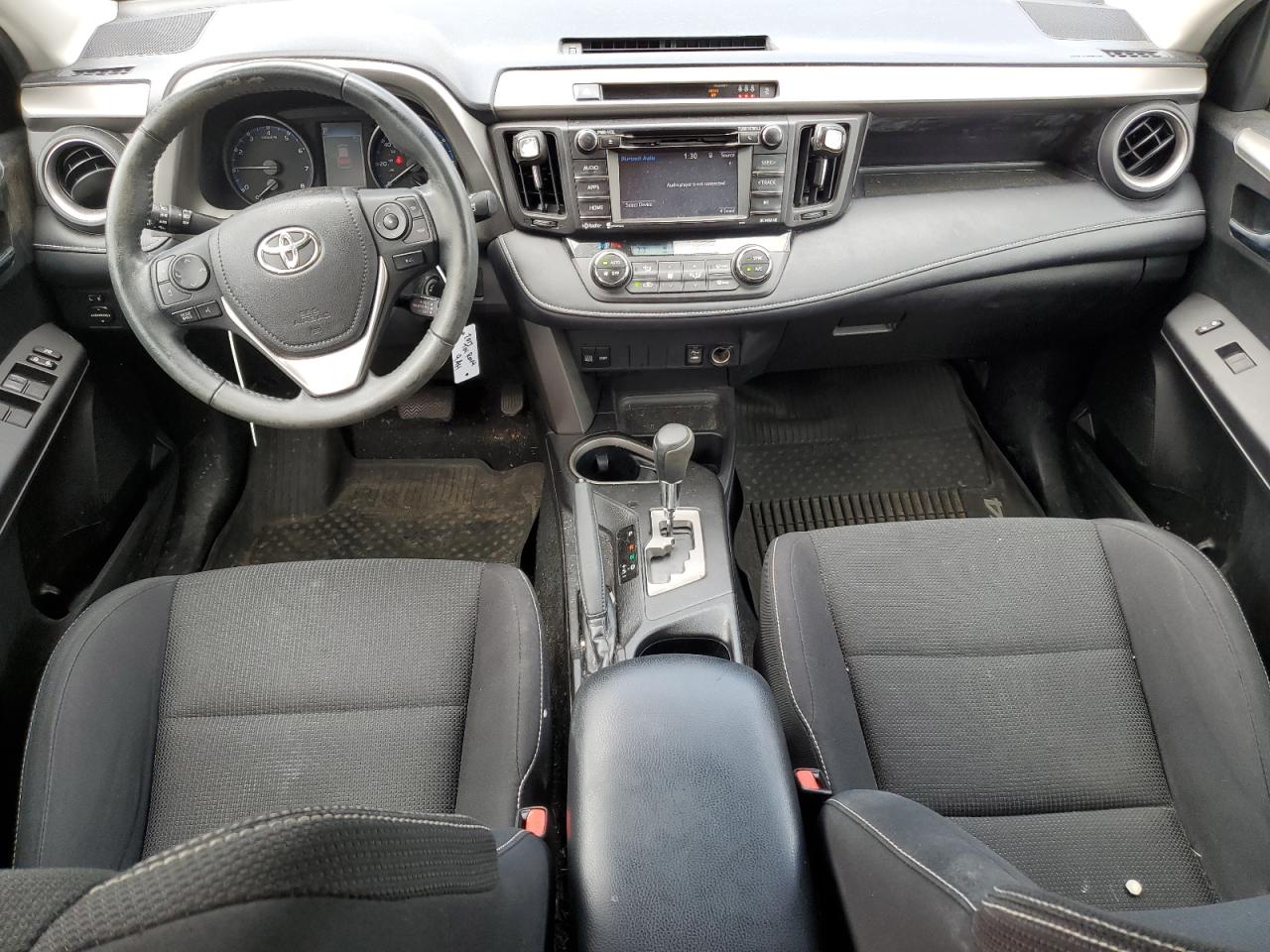 2017 Toyota Rav4 Xle VIN: 2T3RFREV9HW687758 Lot: 57043475