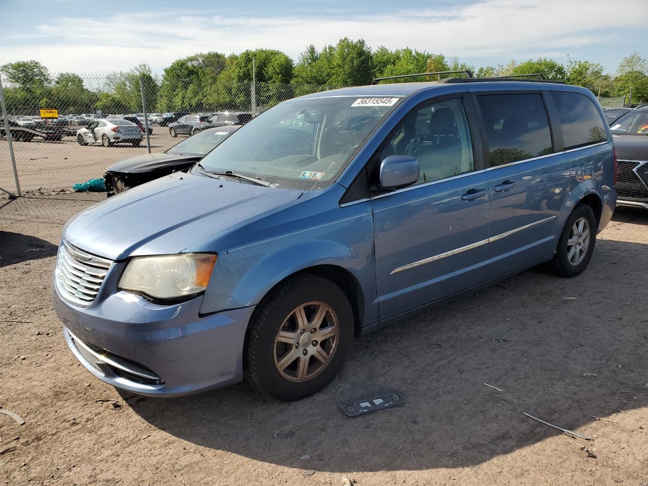 2012 Chrysler Town & Country Touring იყიდება Chalfont-ში, PA - Side