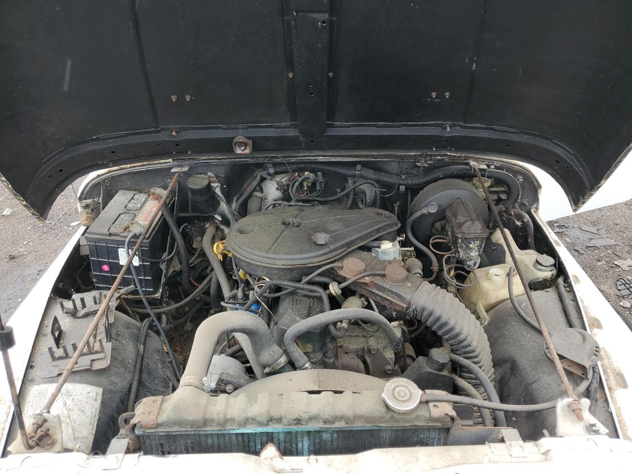 1990 Jeep Wrangler / Yj VIN: 2J4FY29T4LJ530731 Lot: 57488035
