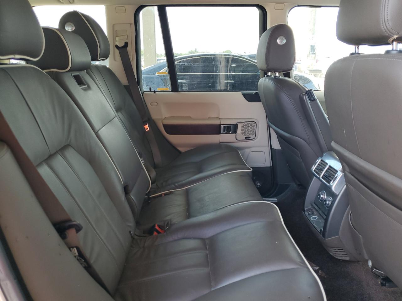 2011 Land Rover Range Rover Hse VIN: SALME1D46BA348977 Lot: 65297665