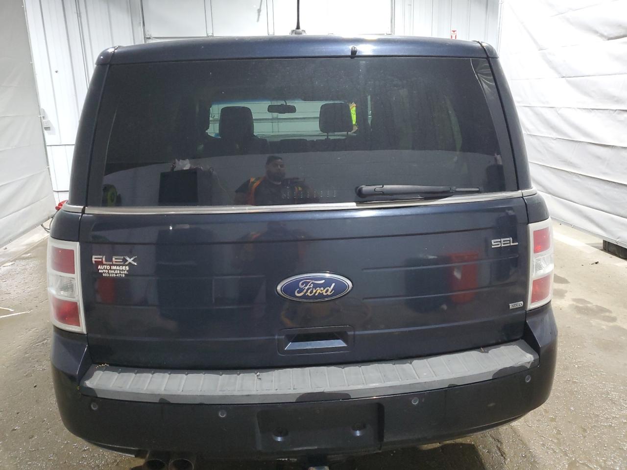 2009 Ford Flex Sel VIN: 2FMEK62CX9BA83700 Lot: 58235745