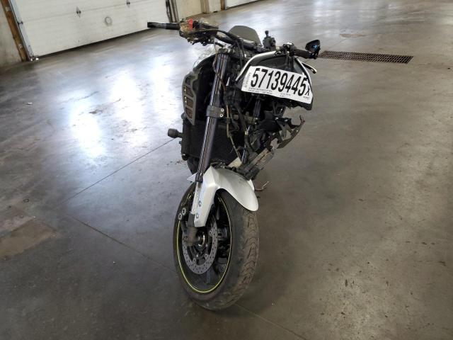 2017 YAMAHA FZ09 