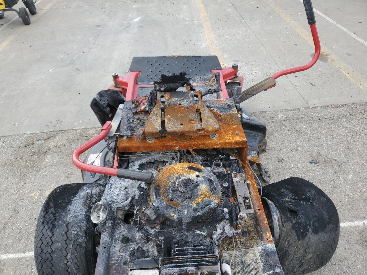 OTHER LAWN MOWER 2013 VIN N0V1N000058218335 фото 8