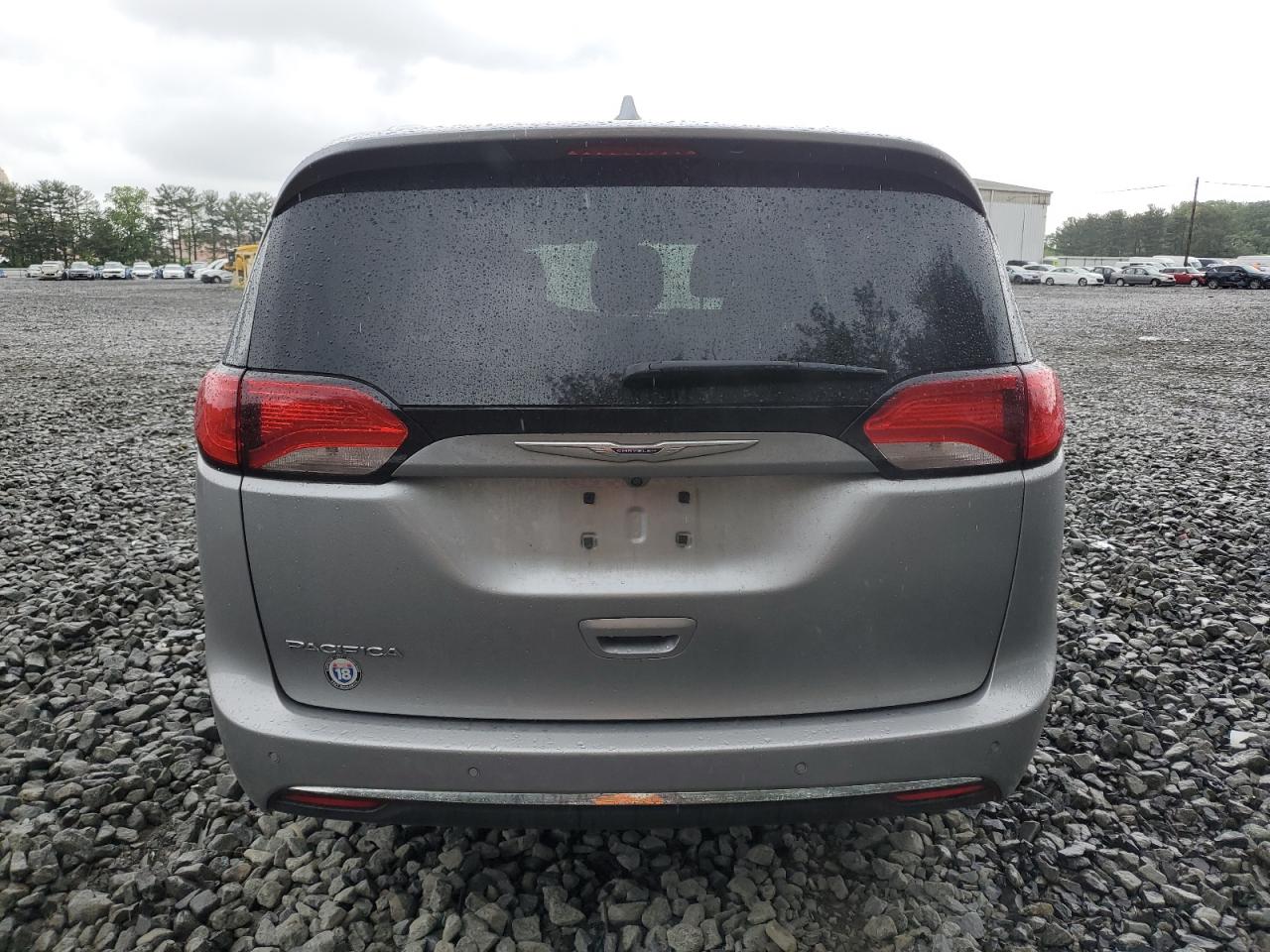 2019 Chrysler Pacifica Touring L VIN: 2C4RC1BG5KR508133 Lot: 56905585