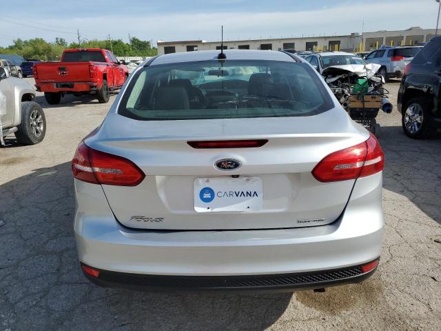  FORD FOCUS 2016 Серебристый