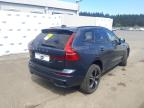 2022 VOLVO XC60 R-DESIGN B4 MHEV AWD 2.0 B4D R DESIGN 5DR AWD GEARTRON for sale at Copart WHITBURN