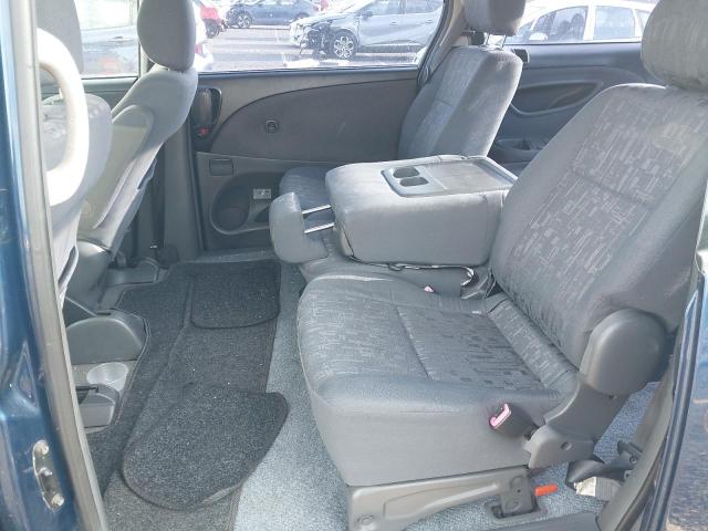 2005 TOYOTA PREVIA T3
