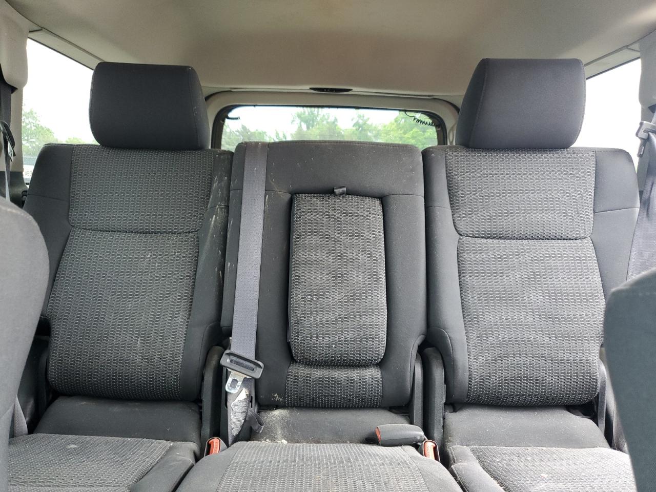 2008 Jeep Commander Sport VIN: 1J8HG48K68C215056 Lot: 56353125
