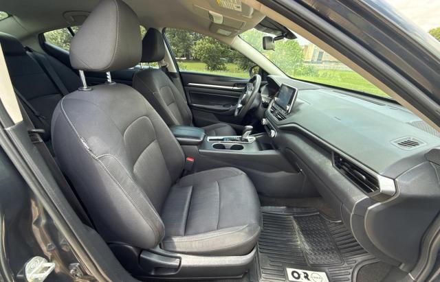  NISSAN ALTIMA 2022 Szary