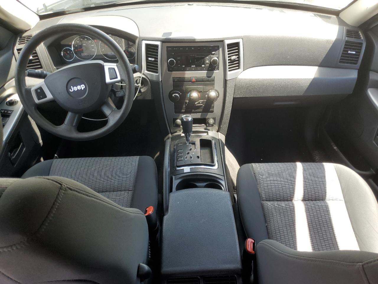 2008 Jeep Grand Cherokee Laredo VIN: 1J8GR48K98C143713 Lot: 55901695