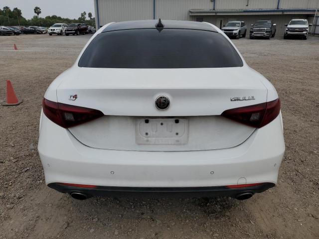  ALFA ROMEO GIULIA 2017 Білий