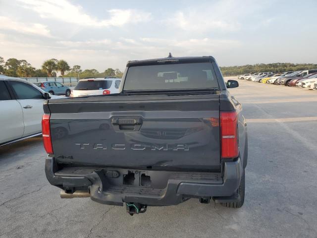  TOYOTA TACOMA 2024 Чорний