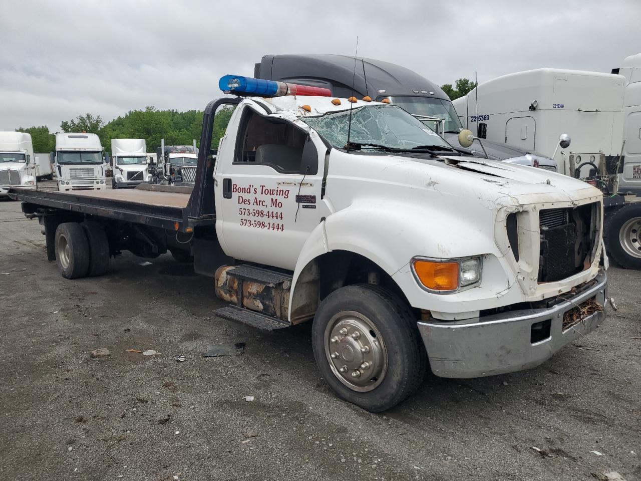2006 Ford F650 Super Duty იყიდება Cahokia Heights-ში, IL - Top/Roof
