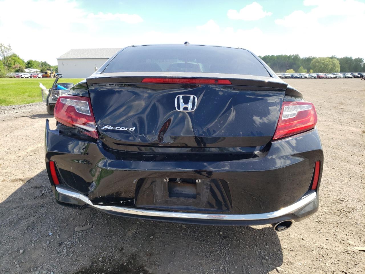2017 Honda Accord Ex VIN: 1HGCT1B78HA010142 Lot: 57083005