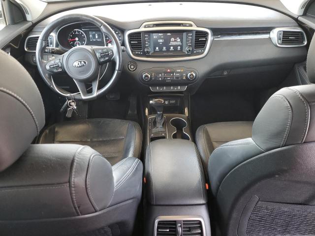  KIA SORENTO 2017 Srebrny