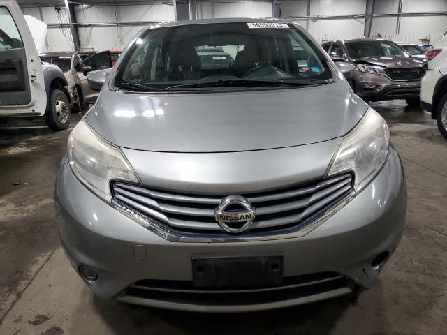  NISSAN VERSA 2015 Srebrny