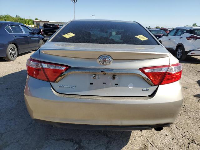 TOYOTA CAMRY 2017 Золотой