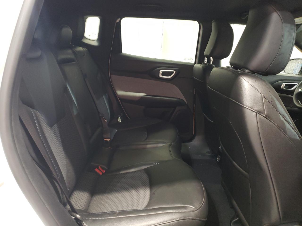 2024 Jeep Compass Latitude VIN: 3C4NJDBNXRT117216 Lot: 54617655