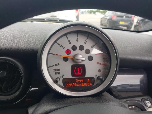 2010 MINI ONE GRAPHI