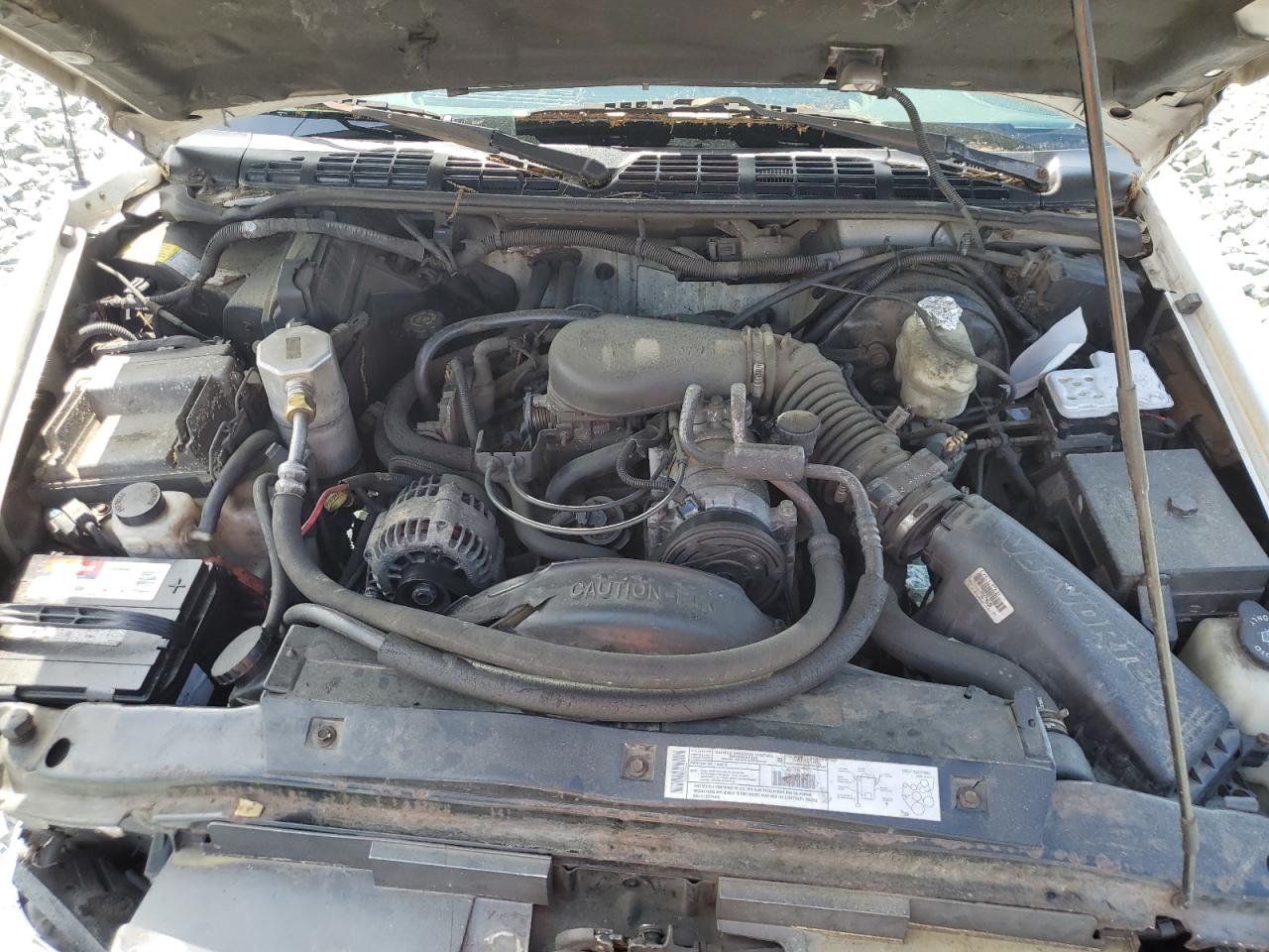 2001 GMC Jimmy VIN: 1GKDT13W512204706 Lot: 55777255