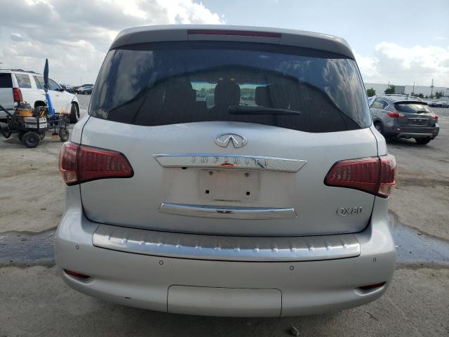  INFINITI QX80 2015 Srebrny