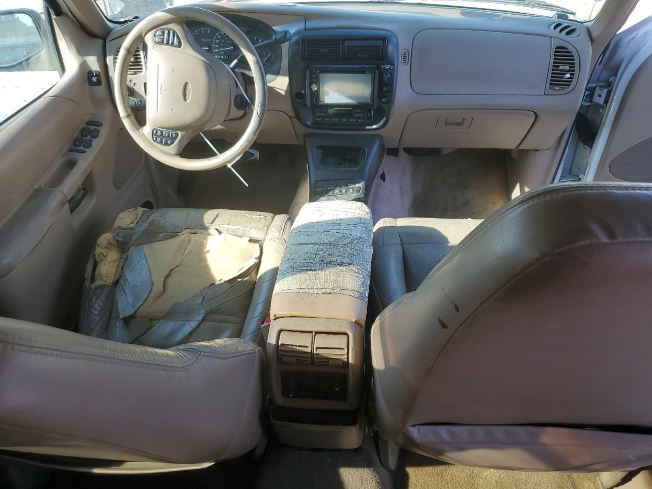 2000 Ford Explorer Eddie Bauer VIN: 1FMZU64E0YZA59007 Lot: 54536425