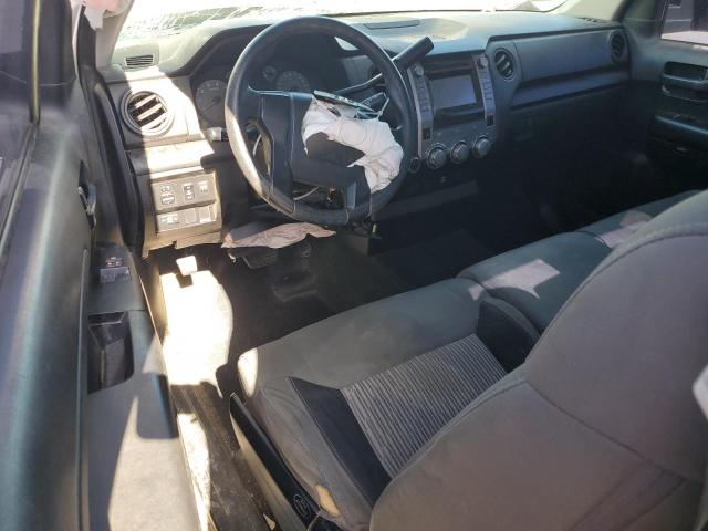 Pickups TOYOTA TUNDRA 2015 Silver
