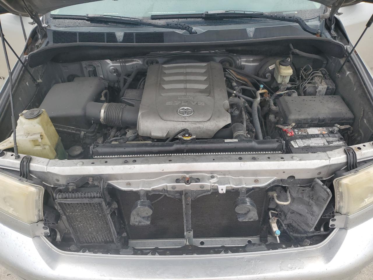 2008 Toyota Tundra Crewmax VIN: 5TFEV541X8X052617 Lot: 56570745