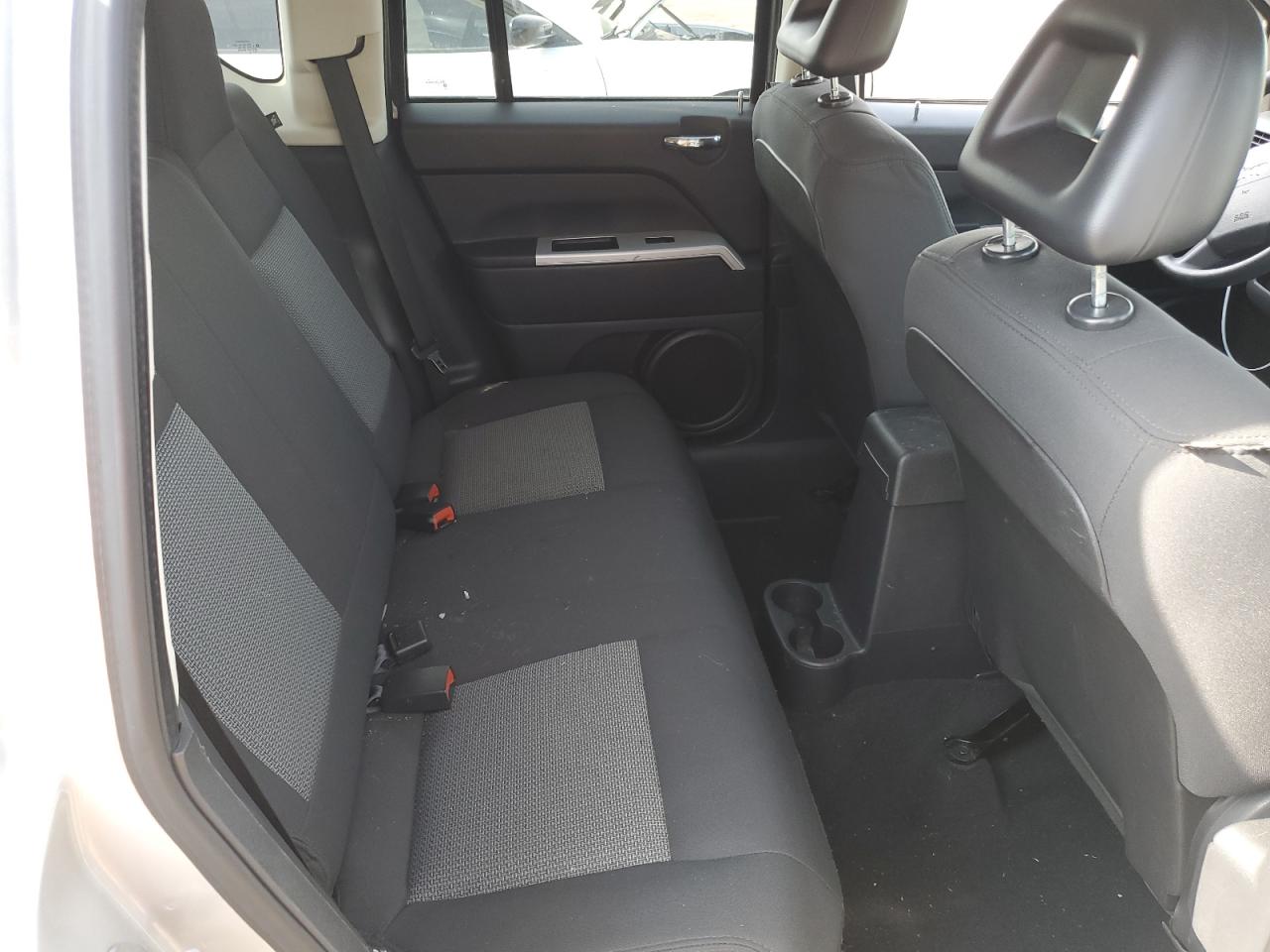 2008 Jeep Compass Sport VIN: 1J8FT47W18D759868 Lot: 56750415