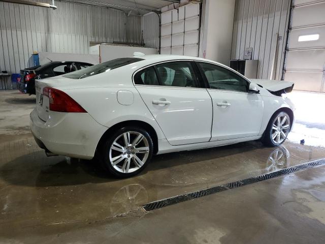  VOLVO S60 2012 White