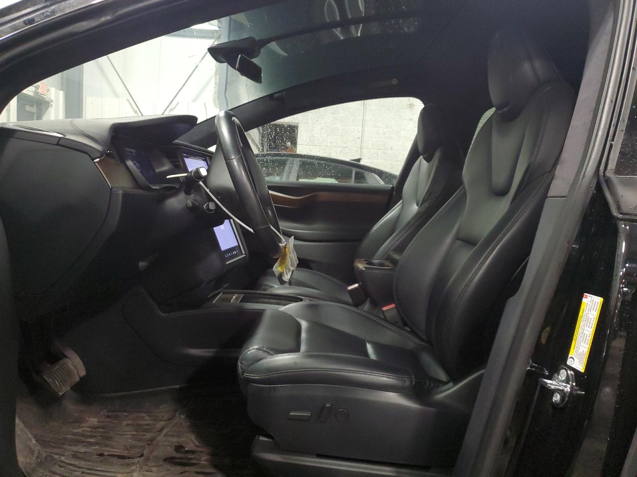 2020 Tesla Model X VIN: 5YJXCBE29LF303246 Lot: 57029935