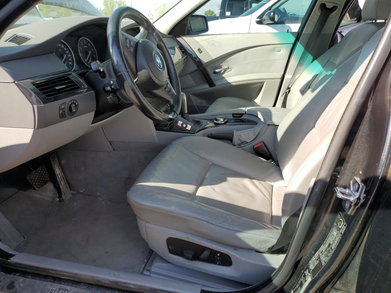 2007 BMW 530 Xi VIN: WBANF73587CU23886 Lot: 57142465