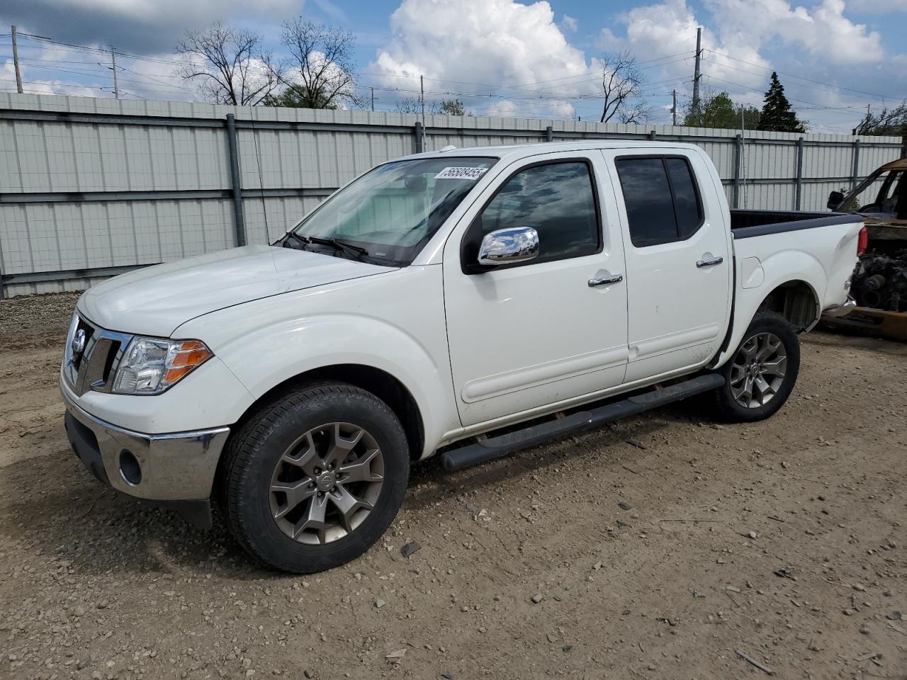 2014 Nissan Frontier S for Sale in Lansing, MI - Side
