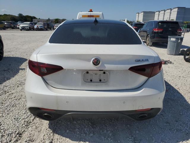  ALFA ROMEO GIULIA 2019 Biały