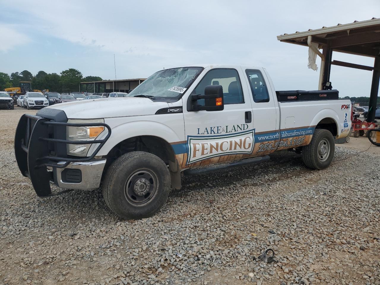 2013 Ford F250 Super Duty for Sale in Tanner, AL - Top/Roof