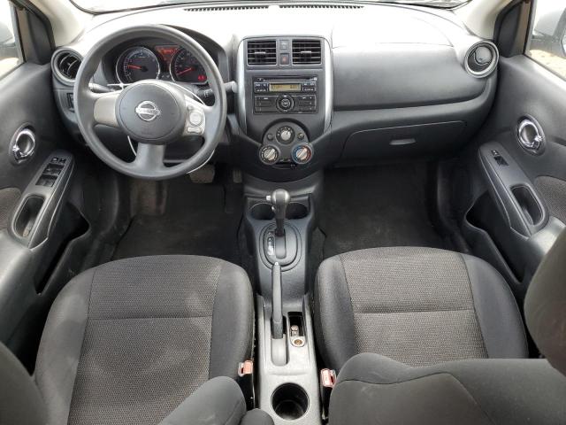 Sedans NISSAN VERSA 2013 Srebrny