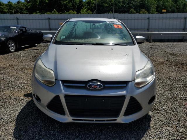 Sedans FORD FOCUS 2014 Silver