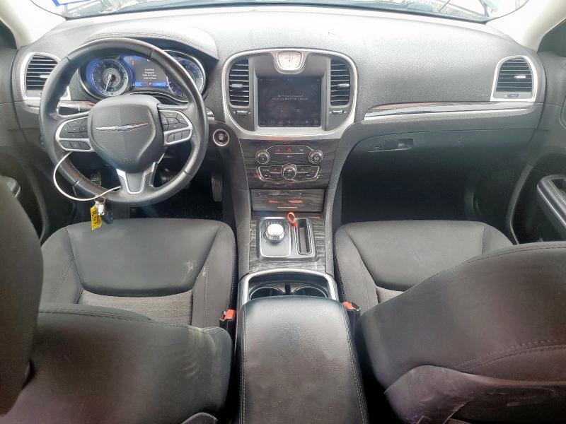  CHRYSLER 300 2019 Czarny