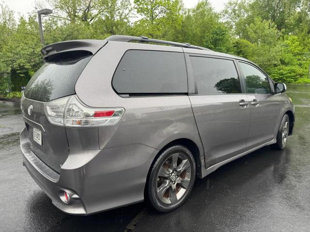 Minivans TOYOTA SIENNA 2012 Gray