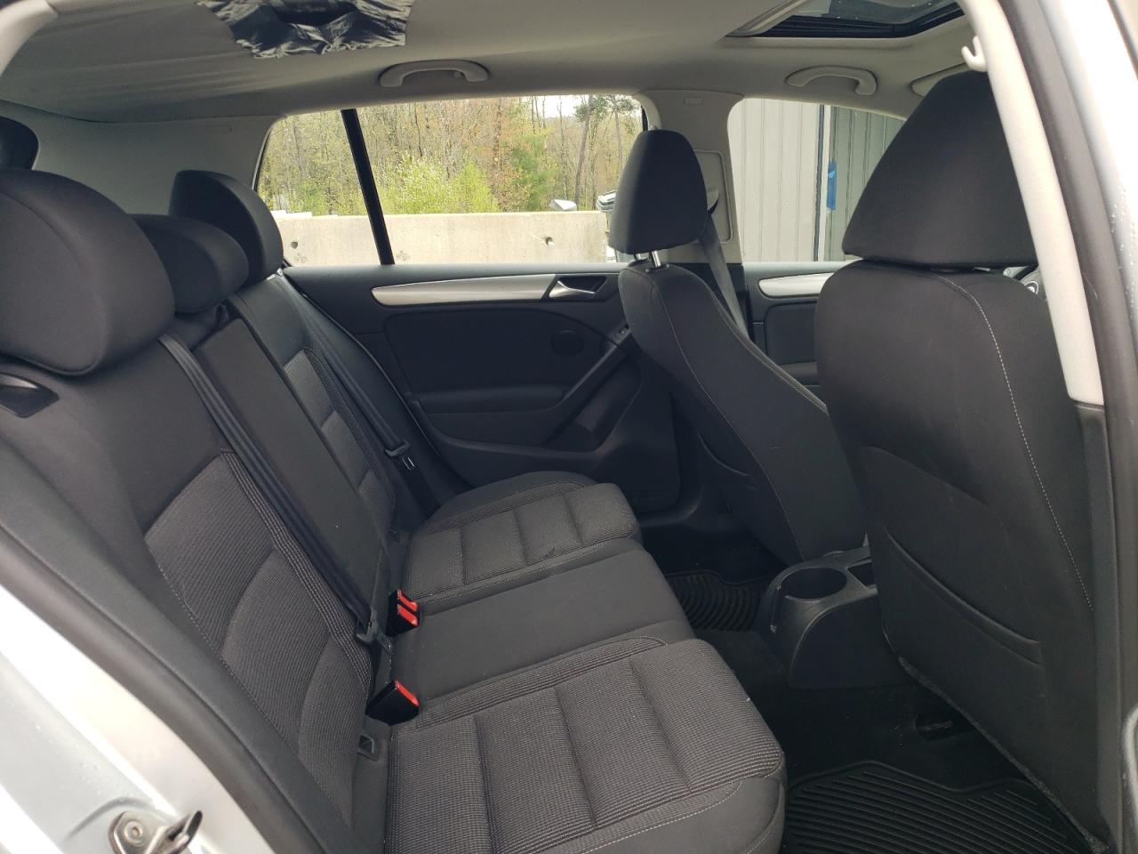 2011 Volkswagen Golf VIN: WVWDB7AJ5BW020594 Lot: 55395445