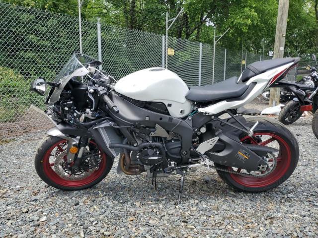  KAWASAKI ZX636 K 2025 Белый