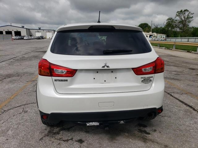  MITSUBISHI OUTLANDER 2015 Білий