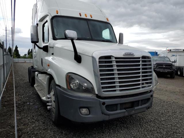 2012 Freightliner Cascadia Semi Truck