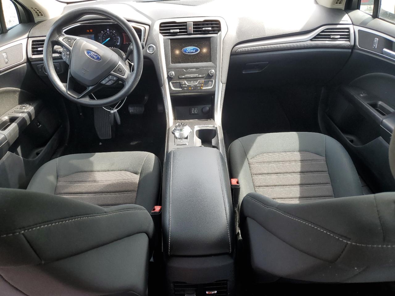 2019 Ford Fusion Se VIN: 3FA6P0LU1KR285126 Lot: 54032095